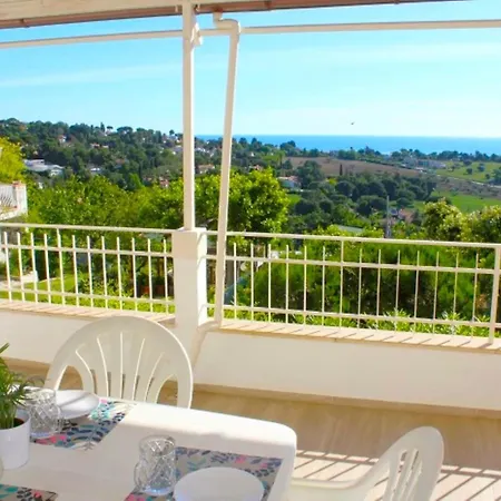 Quadrilo Mauro, Cielo Terra Con Terrazza Vista Mare Ferienhaus