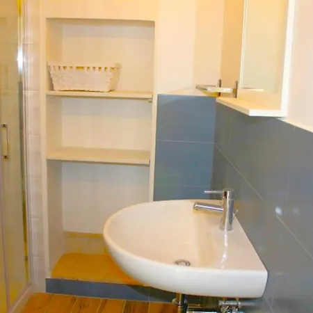 Quadrilo Mauro, Cielo Terra Con Terrazza Vista Mare *