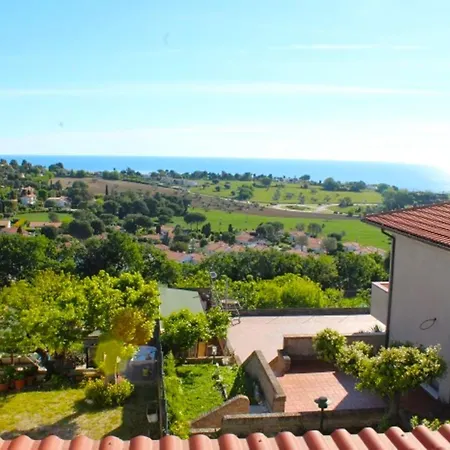Quadrilo Mauro, Cielo Terra Con Terrazza Vista Mare *