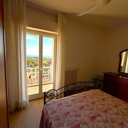 Holiday home Quadrilo Mauro, Cielo Terra Con Terrazza Vista Mare *
