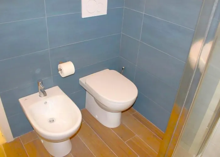 Quadrilo Mauro, Cielo Terra Con Terrazza Vista Mare